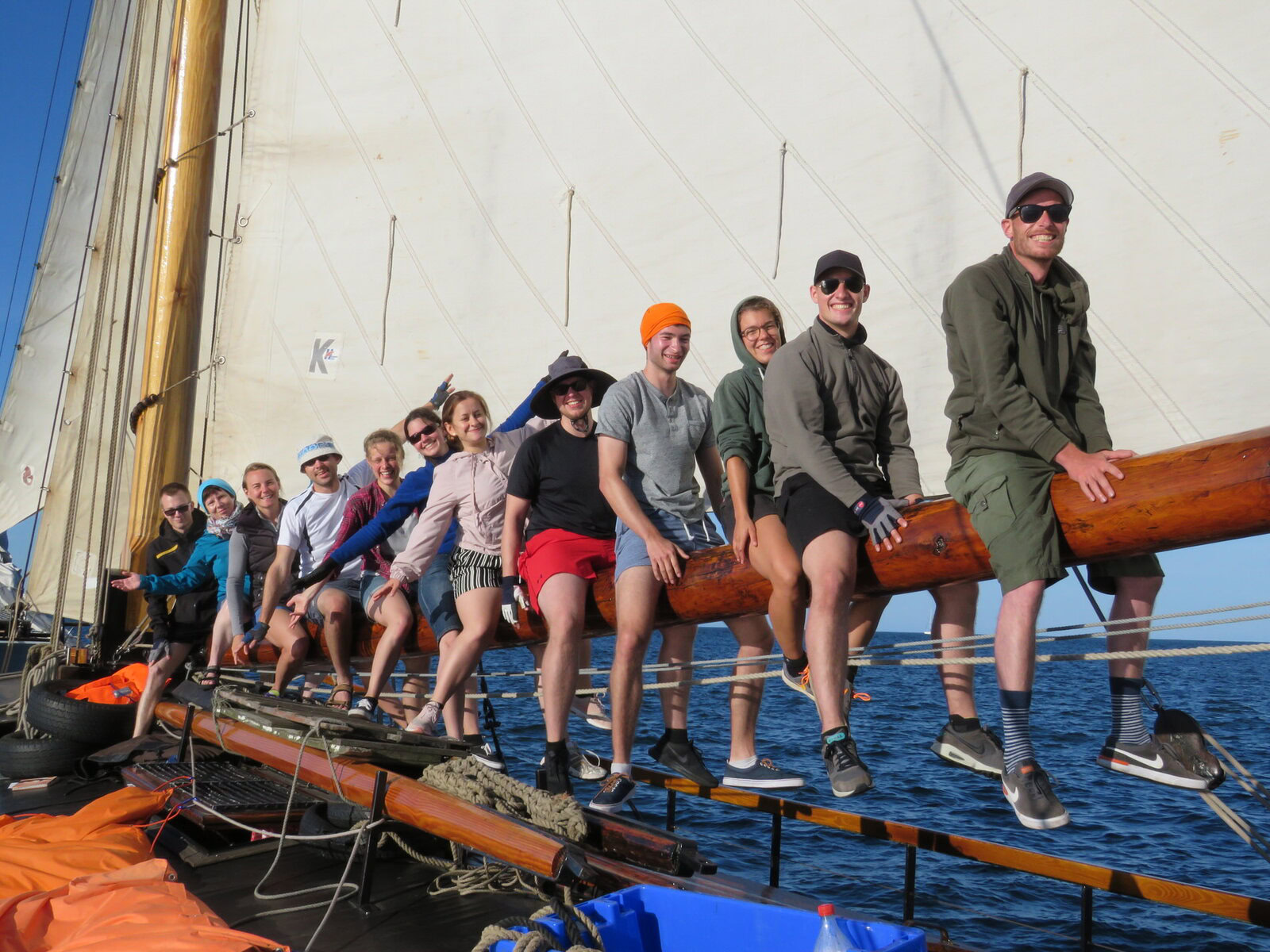 Sailing with school and youth groups